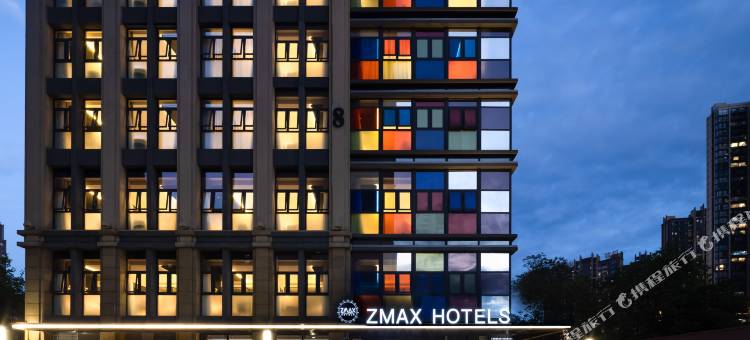 ZMAX满兮酒店(成都万象城万年场地铁站店)图片