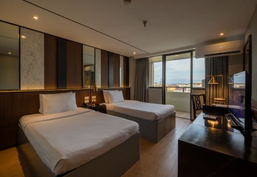 Star Plaza Hotel Hotel Overview