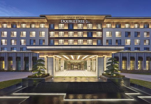 北京八达岭希尔顿逸林酒店外景图