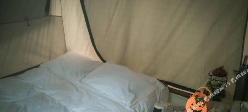 峨眉山谜途露营图片