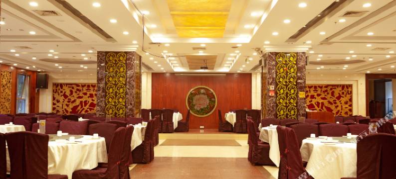 云海星际大酒店(广州白云火车站店)图片
