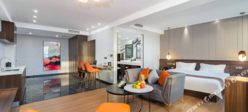 熙翰酒店(建水古城小火车店)图片