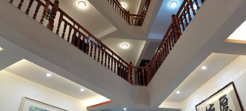 凤凰和泰宾馆图片