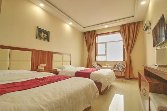 任家庭院农家院