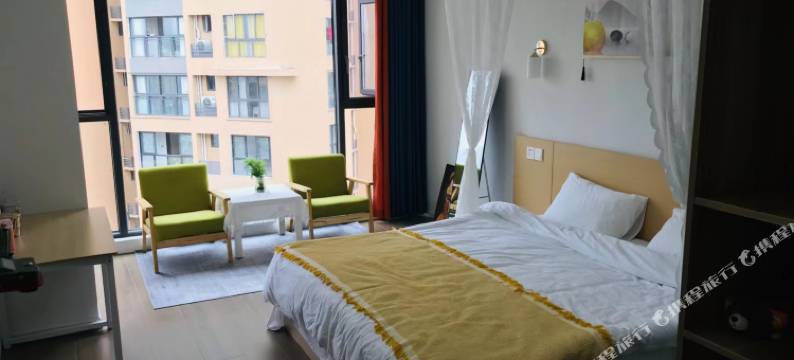 小小民宿(宜宾南站店)图片