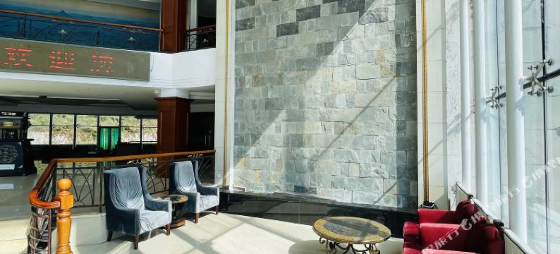 尚志帽儿山会展中心霏读宾馆图片