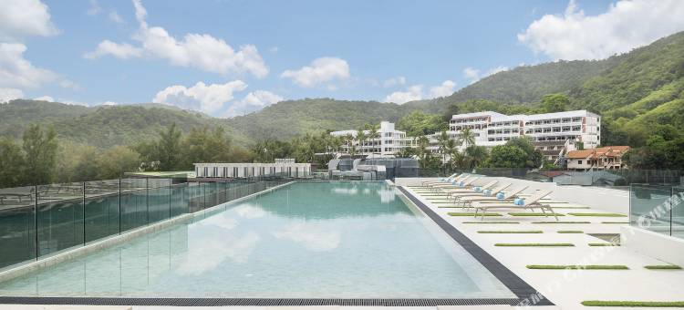 普吉岛乔诺克斯卡伦酒店(Jonox Phuket Karon Hotel)图片