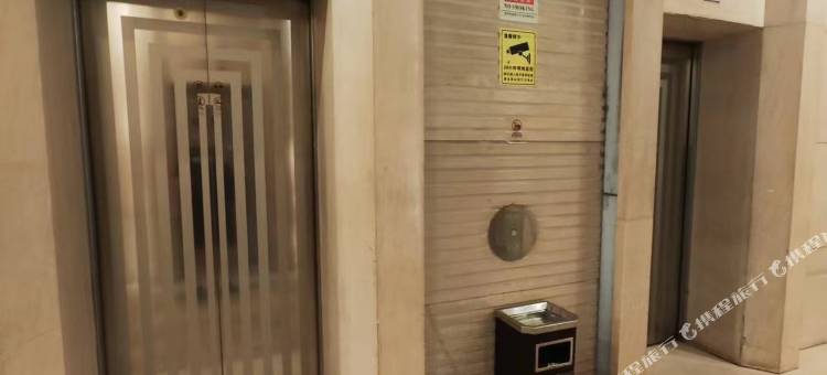 匠心影院式公寓(沈阳站西广场店)图片