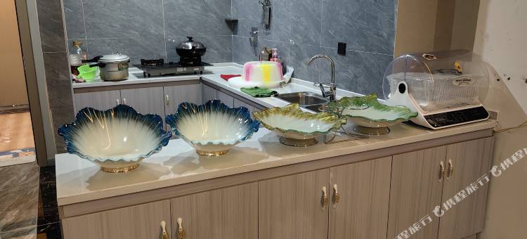 海西大柴旦悦豪尚怡大酒店(翡翠步行街店)图片