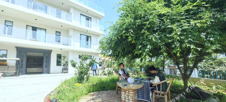 江油半开院里民宿图片