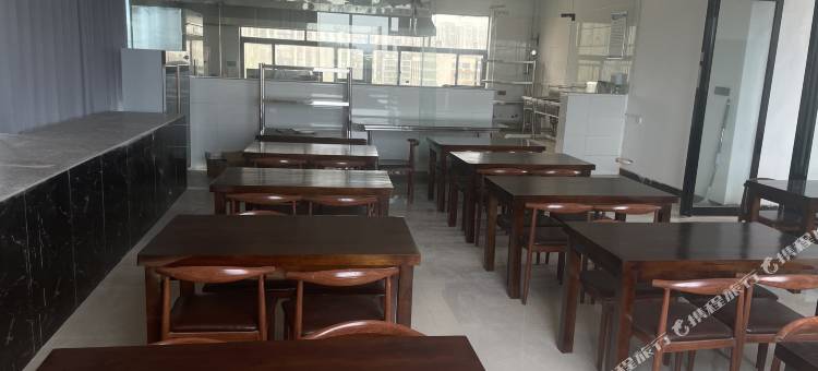 途客轻居酒店(平顶山非凡体育公园店)图片