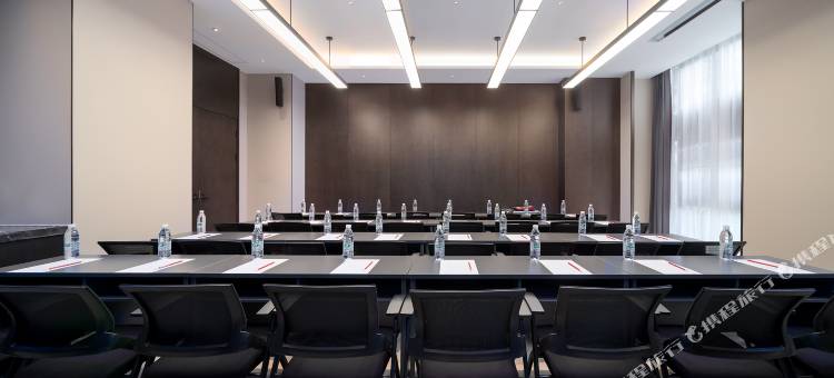 朵兰达V酒店(昆明海乐世界广福路店)图片