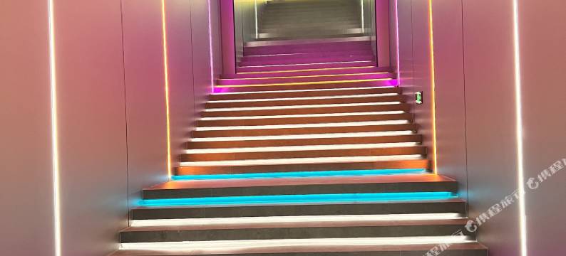 花居雅舍酒店(嘉兴南湖万达广场店)图片