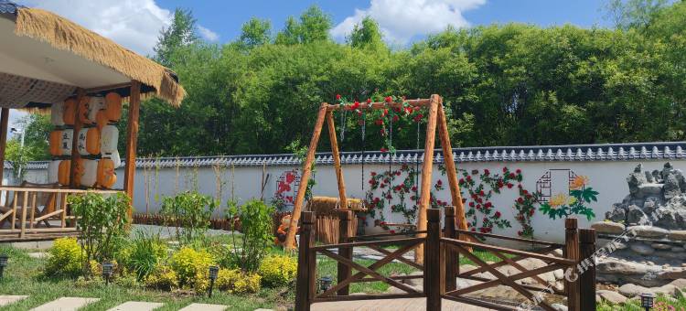 花筑·邻家小院(二道白河长白山高铁站店)图片