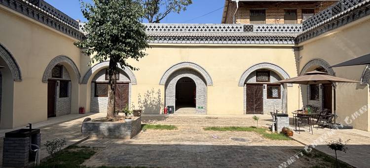 云端地坑院民宿图片