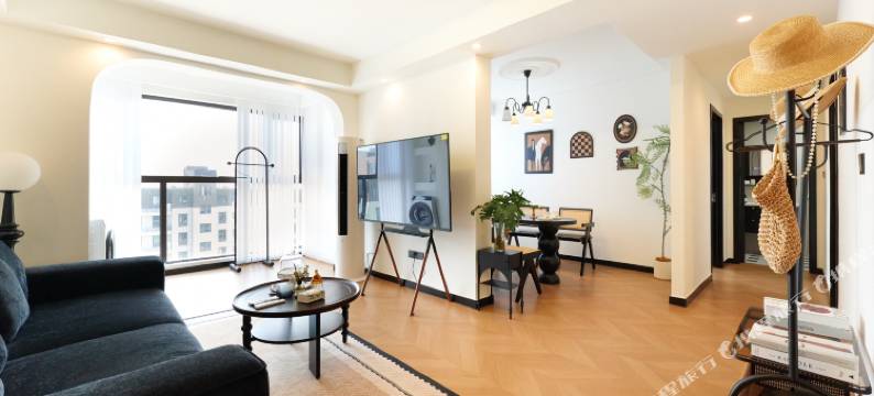 入筑繁花民宿(太湖龙之梦店)图片