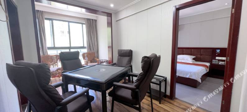 嘉鱼湖畔商务宾馆图片