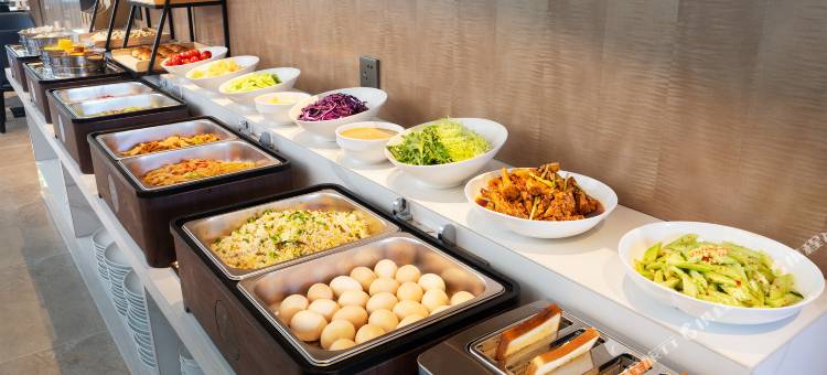 西昌天悦酒店(邛海17度火把广场店)图片