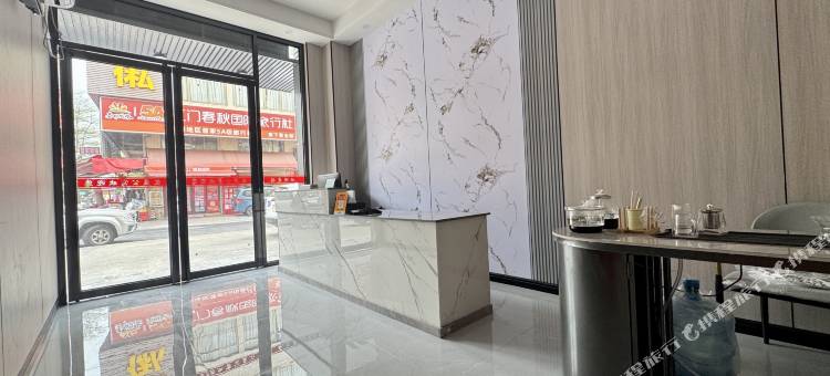 汇盈公寓(江门市棠下中学店)图片