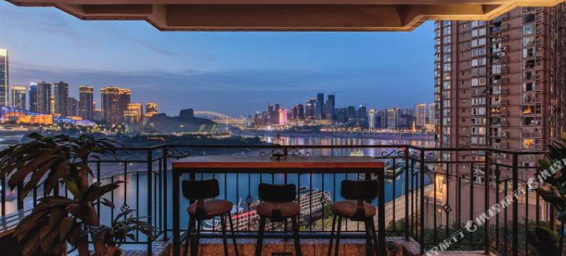重庆ART·高空全江景公寓图片