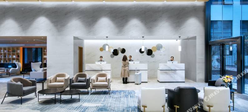 几诺酒店(武汉极地海洋世界宏图大道地铁站店)图片