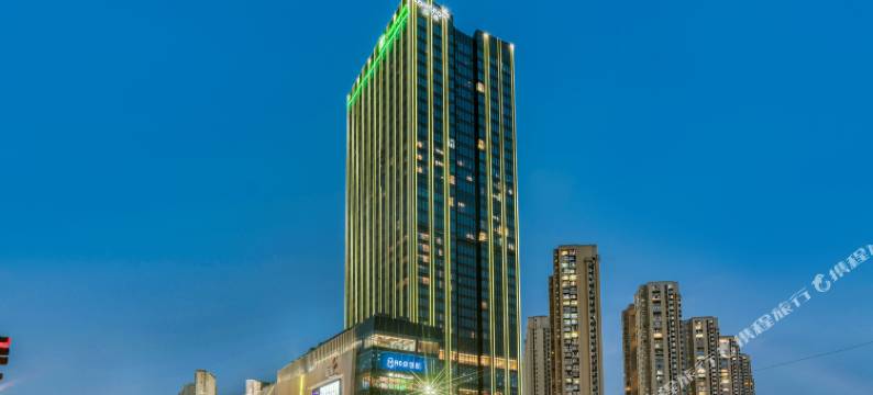杭州铂曼LOFT影院公寓(龙湖滨江天街店)图片
