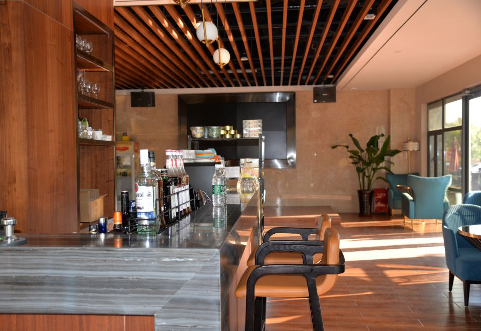 Ramada Shanghai Pudong International Airport East StationHotel Overview