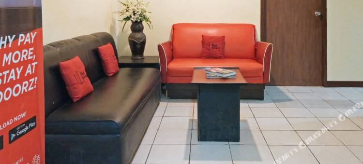 红多兹酒店-近巴克莱大道麦特罗超市(RedDoorz near Baclay Drive Super Metro)图片