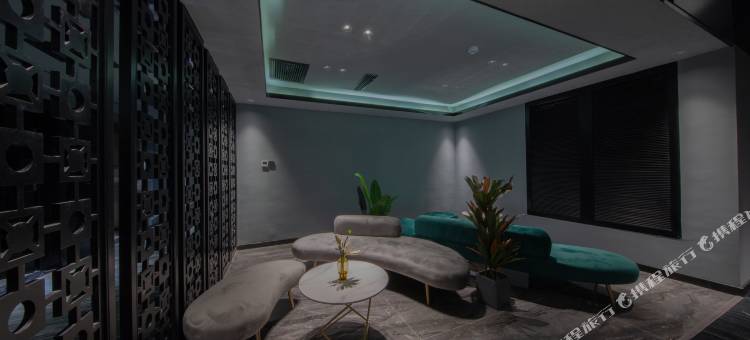 长沙麓山里酒店(金星路地铁站财政经济学院店)图片