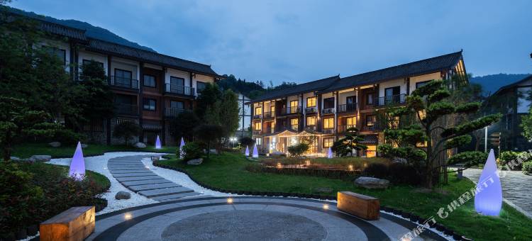 峨眉山向野·悠游民宿图片