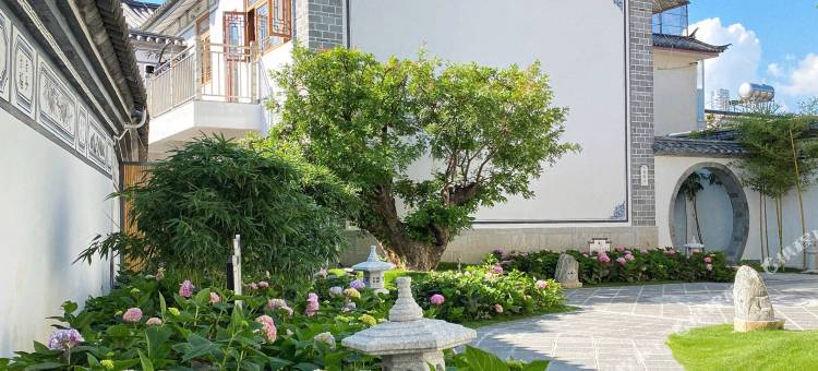 朵朵金花·喜遇花园度假酒店(大理喜洲古镇店)图片