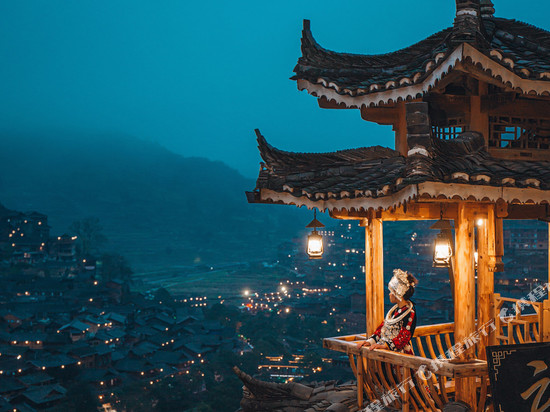 云亭轻奢全景美宿(西江千户苗寨观景台店)