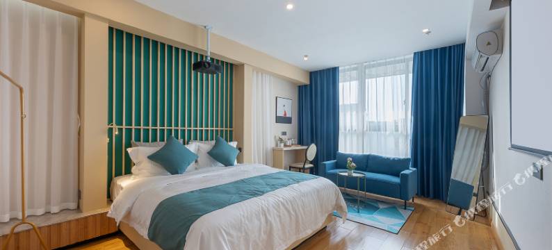 海宁致爱情侣主题酒店图片