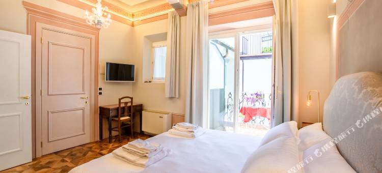 托托雷利别墅(Villa Tortorelli)图片