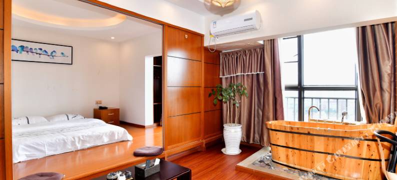 人在旅途私影酒店(昆明高铁南站店)图片