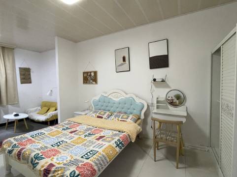 绍兴果酒家公寓(解放南路分店)