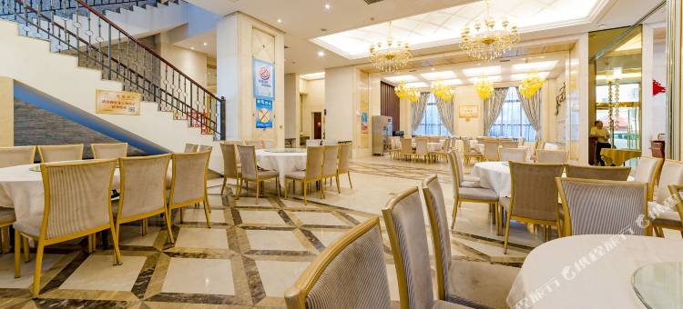 平舆圣菲国际酒店图片