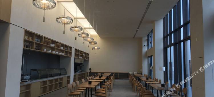 嘉文民宿(峨眉山高铁站店)图片