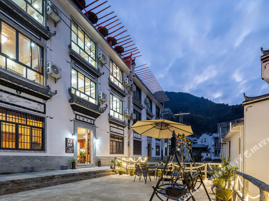 婺源苏红民宿(篁岭度假区晒秋观景台店)