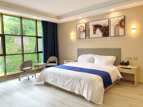 墨脱云汇大酒店