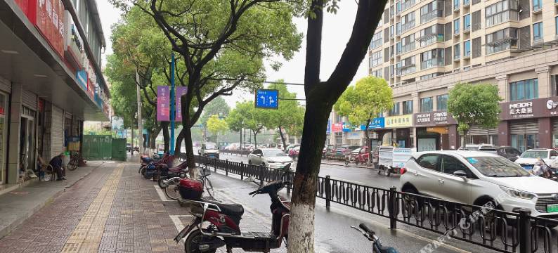 杭州霞华酒店图片