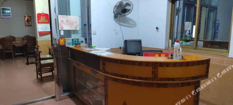 晋江嘉泰旅社图片