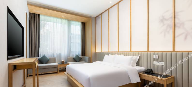 南京英尊假日酒店(南京大学仙林地铁站店)图片