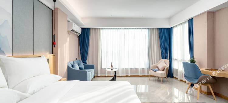 博罗·明玥丨Aura·MoonlitGarden花园酒店(石湾铁场明月公园店)图片