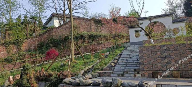 雅安星辉民宿(碧峰峡店)图片