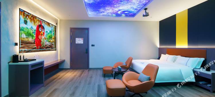 景岸尚庭影院酒店(凤庆客运站店)图片