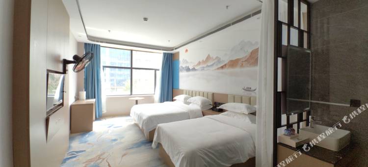 海西大柴旦悦豪尚怡大酒店(翡翠步行街店)图片