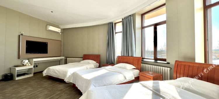 麒鸿酒店(十八站林业局店)图片