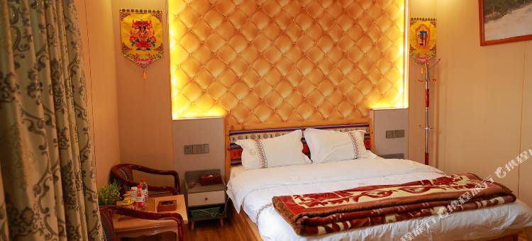 香格里拉品松楚藏族民居客栈图片