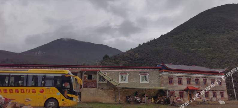 主峰忆民宿图片